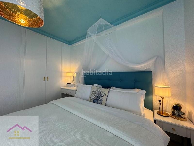 Foto 324812fb-ab6c-411d-b73b-b134211dc7dd. Piso en avenida la marina 7 duplex en venta reformado en Oropesa del Mar