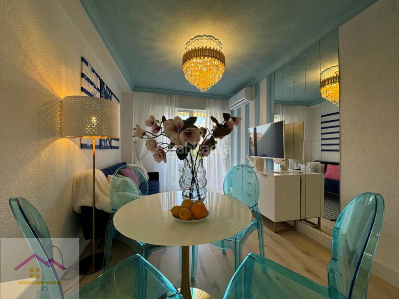 Foto c8826c31-c6e1-4791-b42c-bfdec22bb7d7. Piso en avenida la marina 7 duplex en venta reformado en Oropesa del Mar