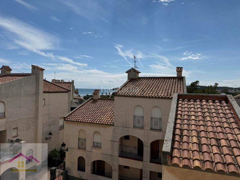 Foto e81283f3-2baf-4795-b513-d4a11551108e. Piso en avenida la marina 7 duplex en venta reformado en Oropesa del Mar