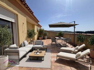Duplex in Calle jose roig 15. Espectacular dúplex con vistas panorámicas y doble acceso en alc