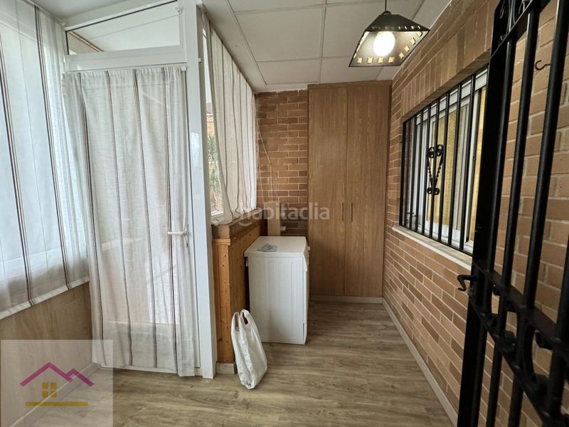 Foto 2a7f328f-58d2-44de-b0bf-aad7fa150303. Planta baja en avenida central 34 piso planta baja edificio torremar en Oropesa del Mar