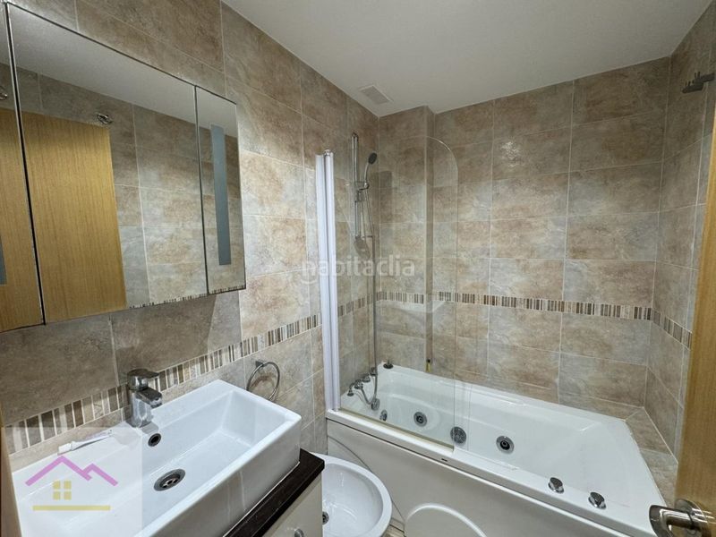 Foto 482edbb6-d586-43b8-9b6d-aa76a039c5a2. Planta baja en avenida central 34 piso planta baja edificio torremar en Oropesa del Mar