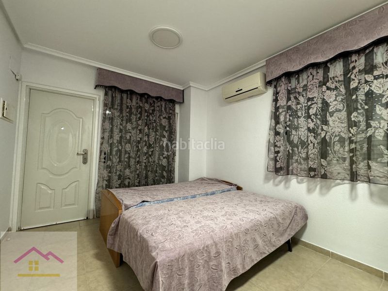 Foto d2aa40d0-3b3c-4c03-9cec-cbf577d383ba. Planta baja en avenida central 34 piso planta baja edificio torremar en Oropesa del Mar