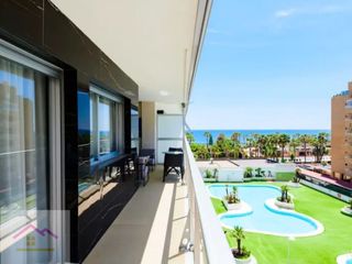 Appartamento  Calle amplaries 9. Piso con vistas al mar.