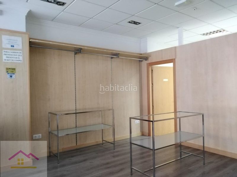 Foto 7baf365d-1f6d-436b-bd5d-d3547459bd0e. Local comercial a avenida castilla la mancha 6 a Cuenca