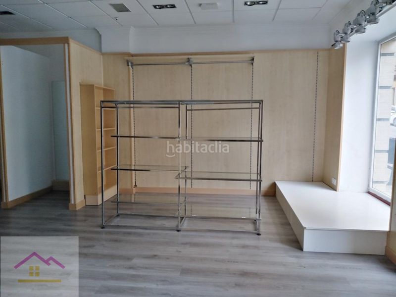 Foto b4b4f5ff-750b-45e8-ad9c-47c905015d91. Local comercial a avenida castilla la mancha 6 a Cuenca