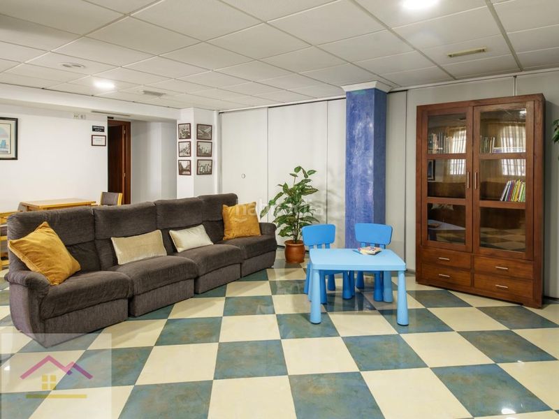 Foto d5044918-df58-4068-ab95-7908629b0981. Edifici a calle legazpi 18 a Playa de Gandía Gandia