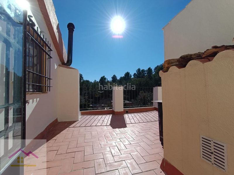 Foto 23cb25c3-bc00-422f-90f7-0fb99275992a. Masia amb aparcament piscina a Vall d´Alba