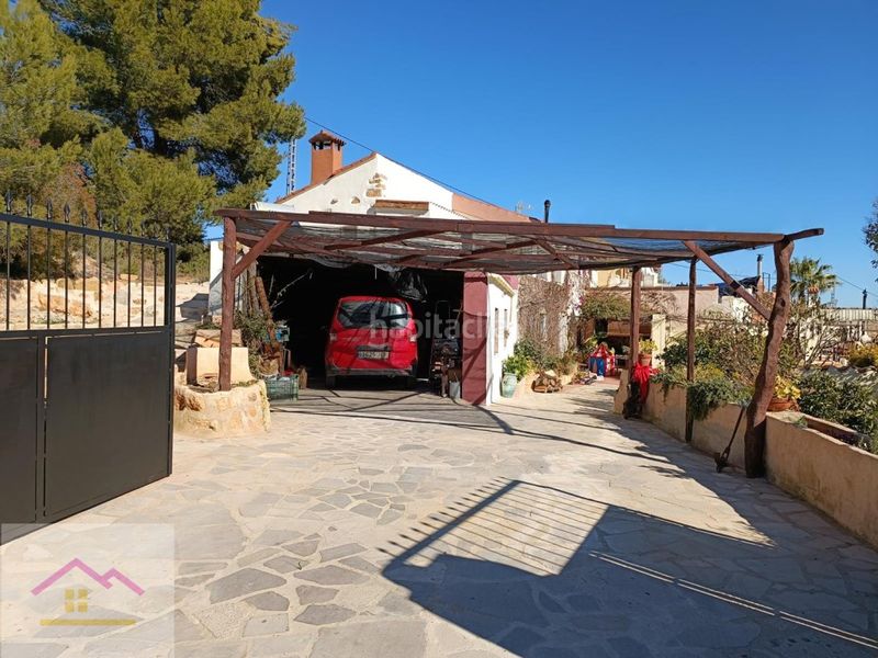 Foto 837a3369-4eaf-4e93-a104-802859f31797. Masia amb aparcament piscina a Vall d´Alba