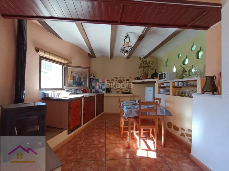 Foto 9285d3d1-592c-4f2c-9860-0ab81e84945e. Masia amb aparcament piscina a Vall d´Alba