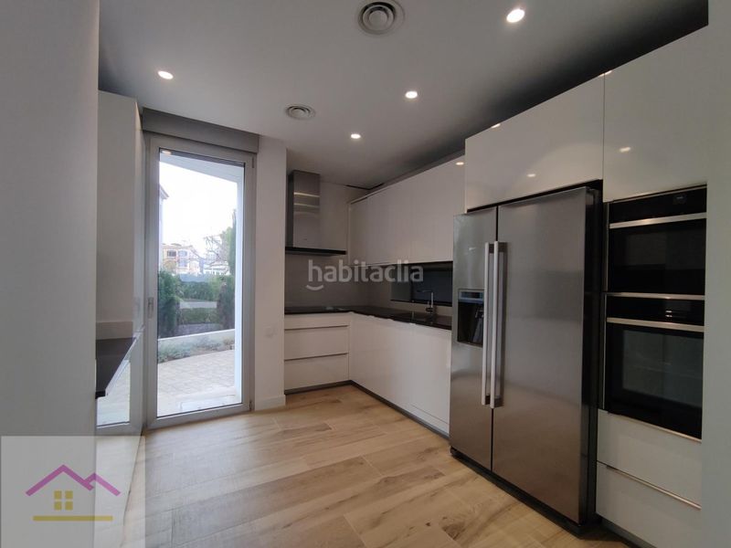 Foto 8f624fce-f847-4cb5-92c2-2695ac5ccd35. Towny house in calle l'altall 51 in Alcossebre