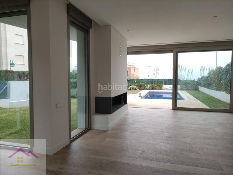 Foto c8981ff5-57a4-4a65-9c5a-91c68434f00f. Towny house in calle l'altall 51 in Alcossebre