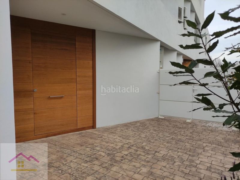 Foto e3928618-4b0b-4623-a1b2-e61d51e97426. Towny house in calle l'altall 51 in Alcossebre