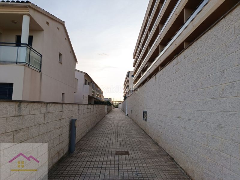 Foto 3055fa2c-8775-460d-9b53-727ab4ff84ae. Planta baja en calle garbi 4 piso planta baja con una terraza de 54 metros en Torreblanca