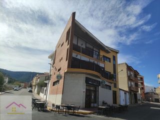 Haus  Calle cami cabanes 10. Gran oportunida vivienda dos planta y un bar