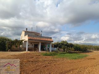 Masia a Calle oropesa 14. Finca rustica
