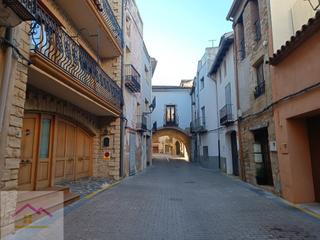 Maison à Calle rosari 26. Dos casa para reformar