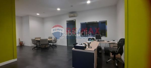 Foto 060892ad-1364-480c-8a4b-67e9454f290a. Local comercial a O Castro Vigo