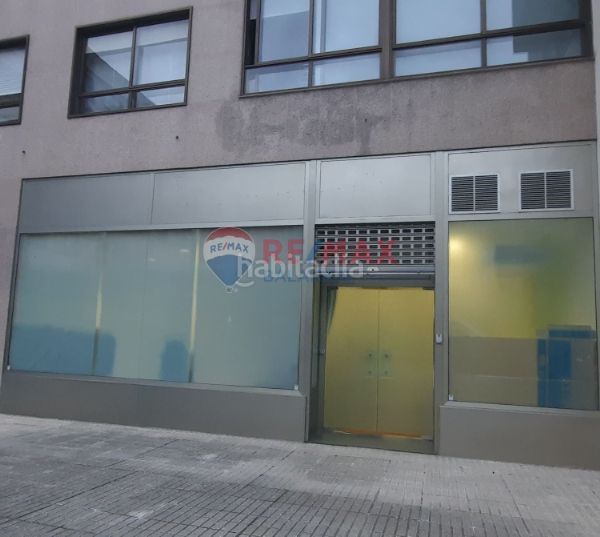 Foto 9d3d56dd-d3c4-47e3-84e2-d510eaeea668. Local comercial a O Castro Vigo