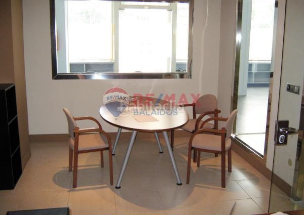 Foto ee65a771-8572-46f2-89fe-04728af7e77d. Local comercial a O Castro Vigo