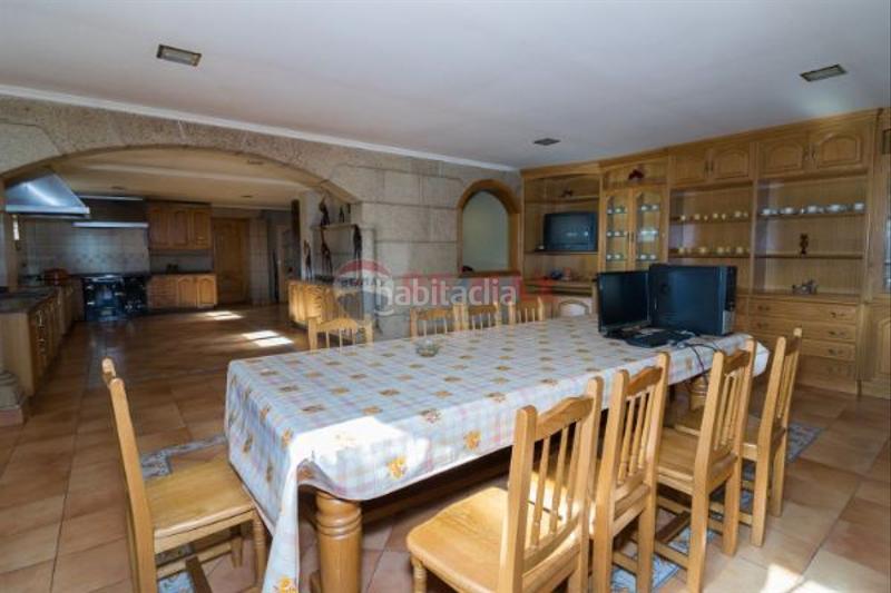 Foto ac8d8df1-e3de-42ce-b8de-9fe542cbfeba. Chalet mit heizung parking in Moaña