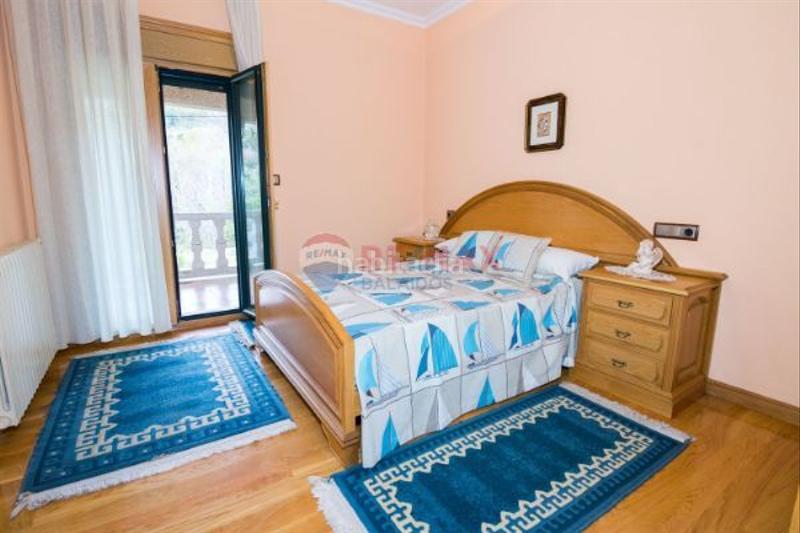 Foto ba3b68ef-6021-4b67-94cb-629a7cf36b62. Chalet mit heizung parking in Moaña