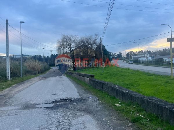 Foto d2c0170d-3408-4481-b9d1-b917683c7175. Edifici a Porriño (O)