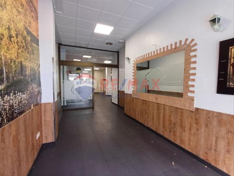 Foto 05f7d7a3-485f-4dcb-9979-3845e805ae0b. Locale commerciale in As Travesas - Balaidos Vigo