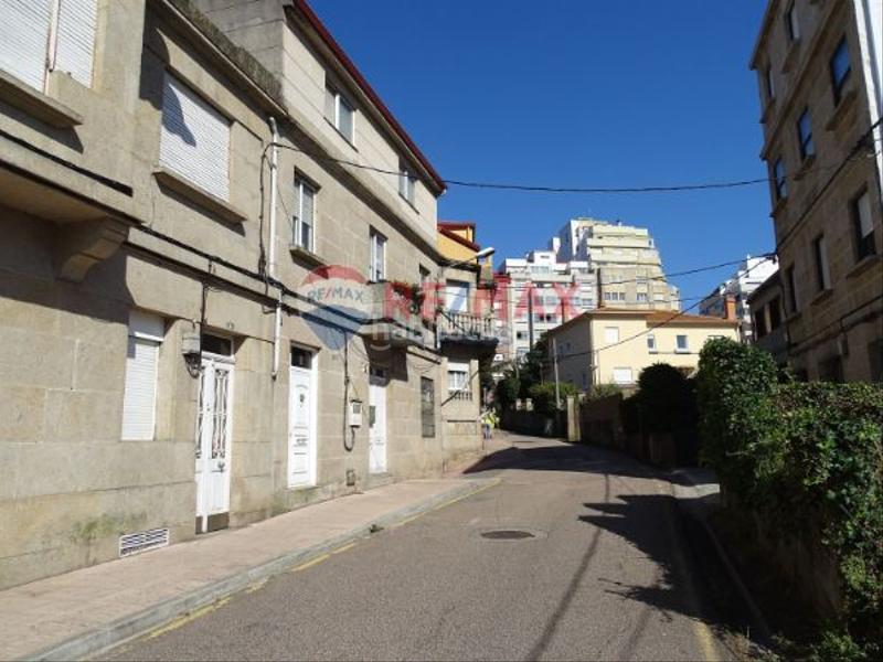 Foto 3f868a3c-b00a-4b08-b050-632829b56203. Casa adosada en A Salgueira - O Castaño Vigo