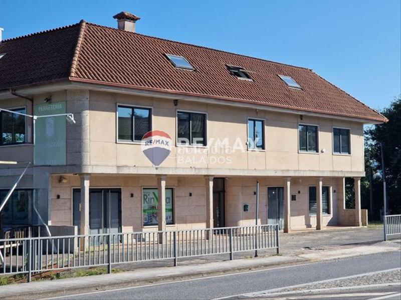 Foto 4b0e570d-ef5f-4597-a467-d65304060474. Bâtiment à usage industriel dans Cabral - Candeán Vigo