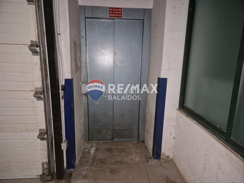 Foto cccdc419-3c15-4974-a00f-88980341ae78. Nave industrial en Cabral - Candeán Vigo