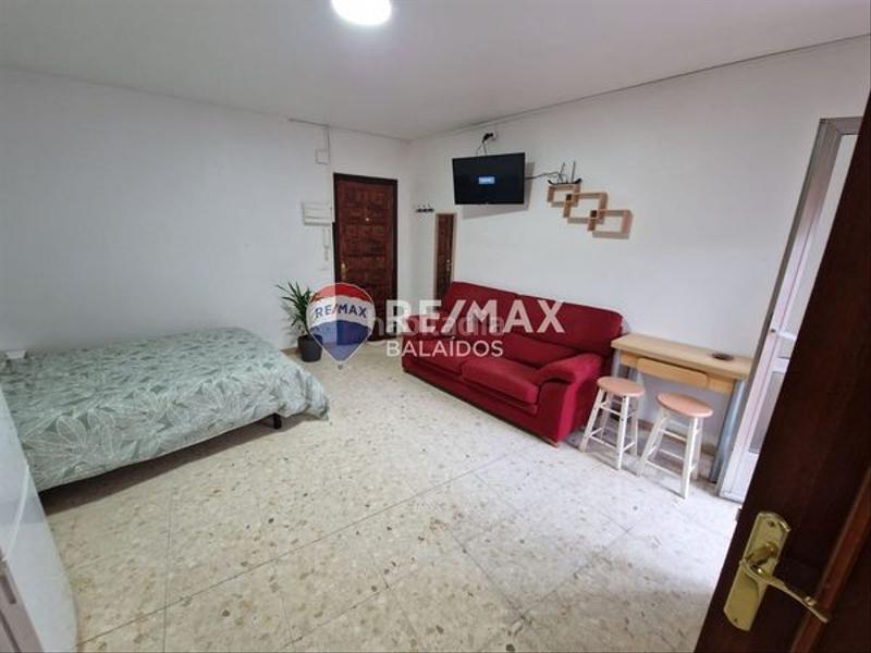 Foto 6fa42293-2250-4cb0-a2fb-04e88bfb6f7c. Edificio en Marín
