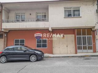 Casa bifamiliare  Rúa lamazáns