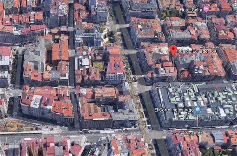 Foto c9ce322e-ef6a-497b-a59e-adee10931ee8. Alquiler local comercial en Plaza España - Corte Inglés Vigo