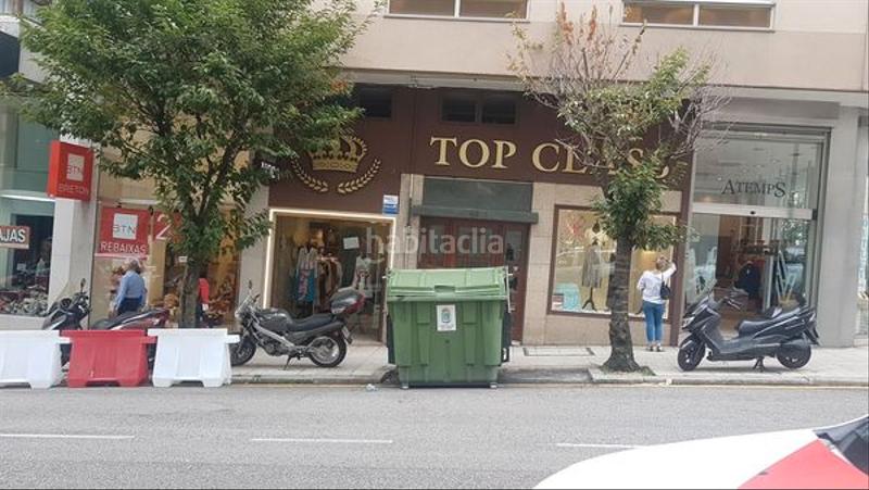 Foto 2c9792c0-5d40-4de6-ad2d-2426861112b5. Lloguer local comercial a Plaza España - Corte Inglés Vigo