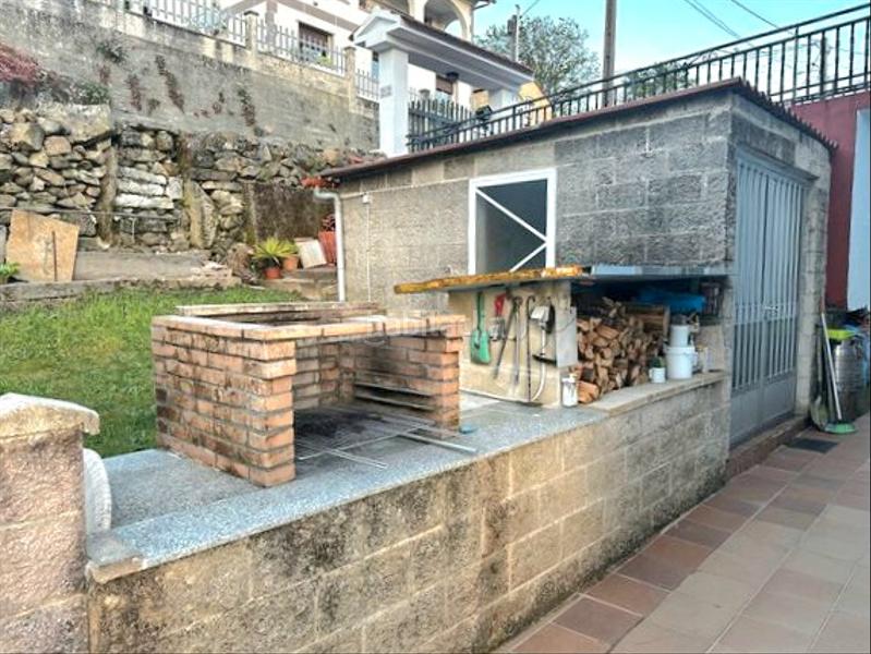 Foto 3c4d0b69-6cc7-4bd9-a732-79b714ef483f. Haus mit parking in Moaña