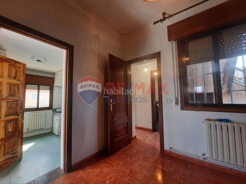 Foto 47469161-1b4a-401d-ad58-f82360544e37. House with parking in Sardoma - Castrelos Vigo