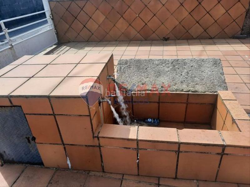 Foto f97a8fdd-06a7-42c8-bb78-32662575d063. House with parking in Sardoma - Castrelos Vigo