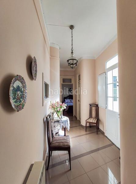 Foto f93f1b14-b63f-4348-b0be-bb92f3c8bfd4. Maison jumelée avec parking dans Guarda (A)