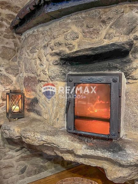 Foto a6e55cd9-1632-474f-b4b5-6bd53ef3d646. Casa amb aparcament a Rosal (O)