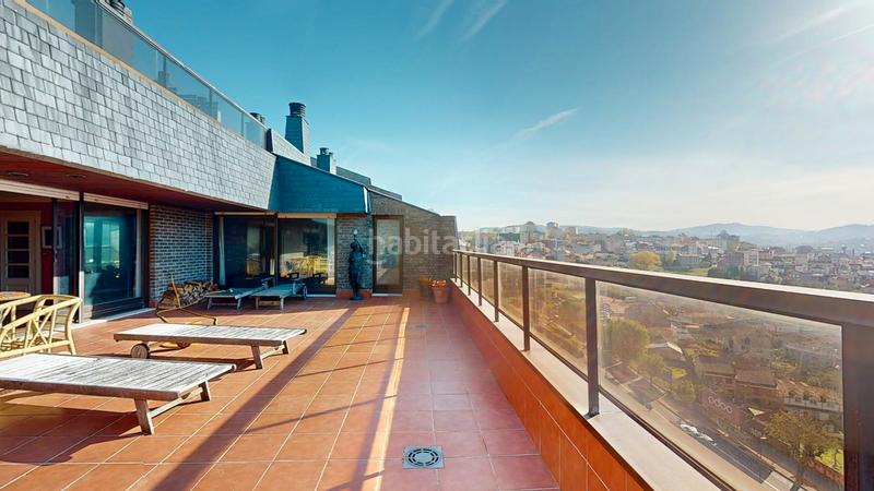 Foto d2aff921-d1b0-4144-9679-31b2a53fbe88. Zweistöckige wohnung mit heizung parking pool in O Castro Vigo