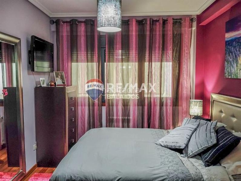 Foto 8ee869a0-d9c4-4b03-919c-70ecec5cf051. Flat with heating parking in Fátima Vigo