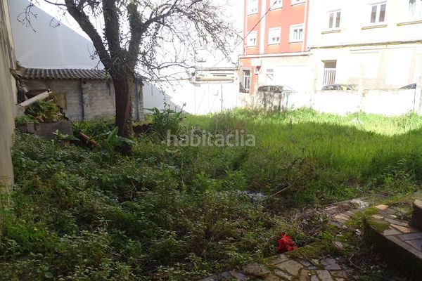 Foto e7c3c2ba-e427-4220-9947-de393915820c. Casa amb aparcament a Plaza de la industria Vigo