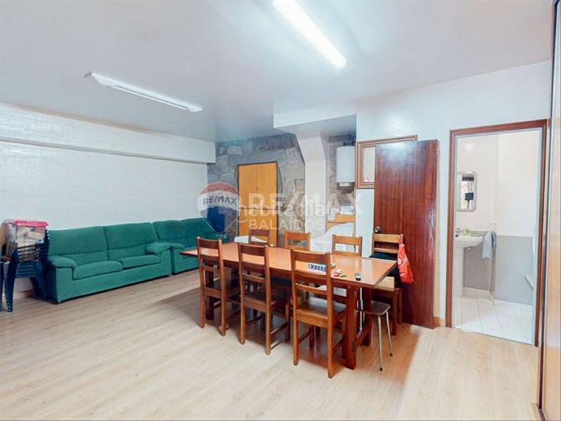 Foto c1db9878-9127-48d3-955c-cf12f652d32d. Casa adossada amb calefacció aparcament a Sardoma - Castrelos Vigo