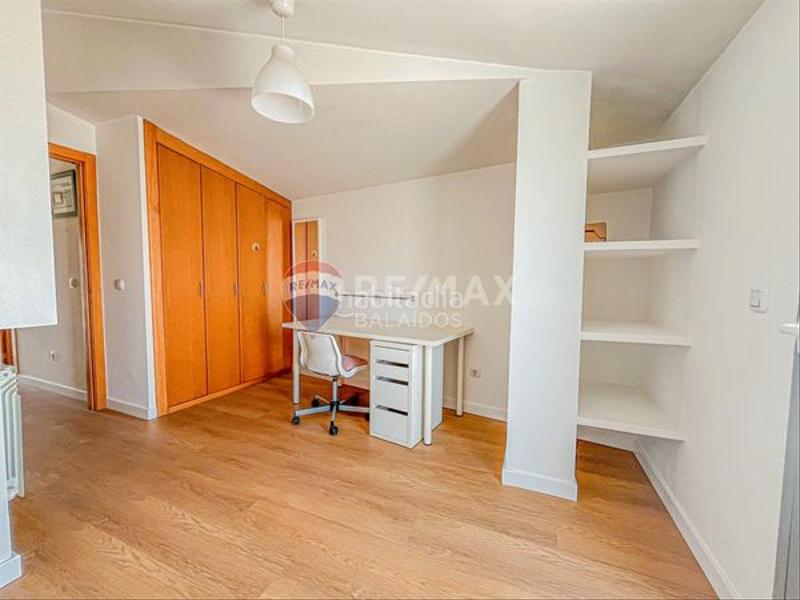 Foto 8bcd3625-4fd3-40d8-b3f8-f68c55a7fb02. Duplex avec chauffage parking dans Zona Fernández Labreda Pontevedra