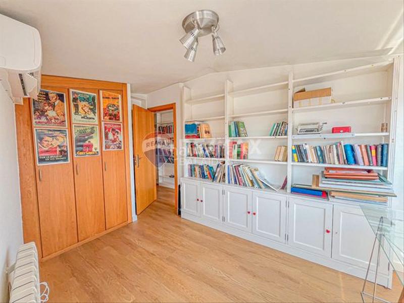 Foto a7a04654-2f50-4b09-bb8f-5b219e7257c9. Duplex avec chauffage parking dans Zona Fernández Labreda Pontevedra