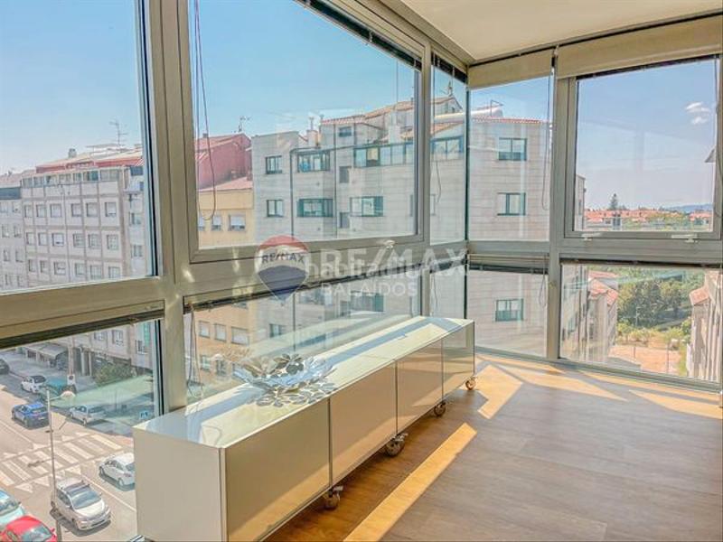 Foto b3f161a0-b7da-4793-94ec-09560d64a1a7. Duplex avec chauffage parking dans Zona Fernández Labreda Pontevedra