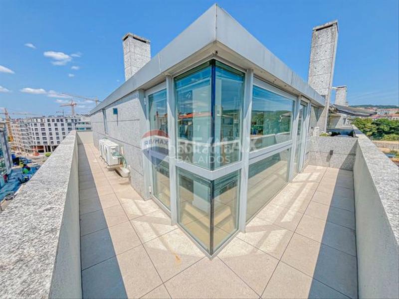 Foto b45388d5-3761-4602-9215-8e3e51e0ce21. Duplex avec chauffage parking dans Zona Fernández Labreda Pontevedra