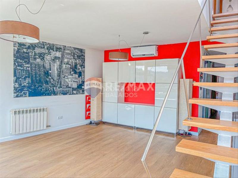 Foto 987db309-a920-4da3-a54c-dd16cb62319c. Zweistöckige wohnung mit heizung parking in Zona Fernández Labreda Pontevedra