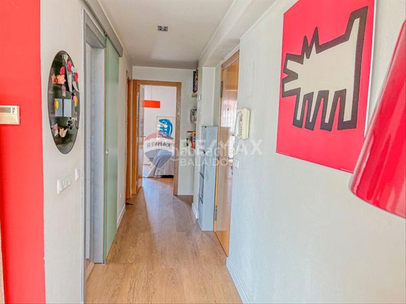 Foto dc1134c0-f8f7-47c2-a88f-e171d54d8d9c. Zweistöckige wohnung mit heizung parking in Zona Fernández Labreda Pontevedra